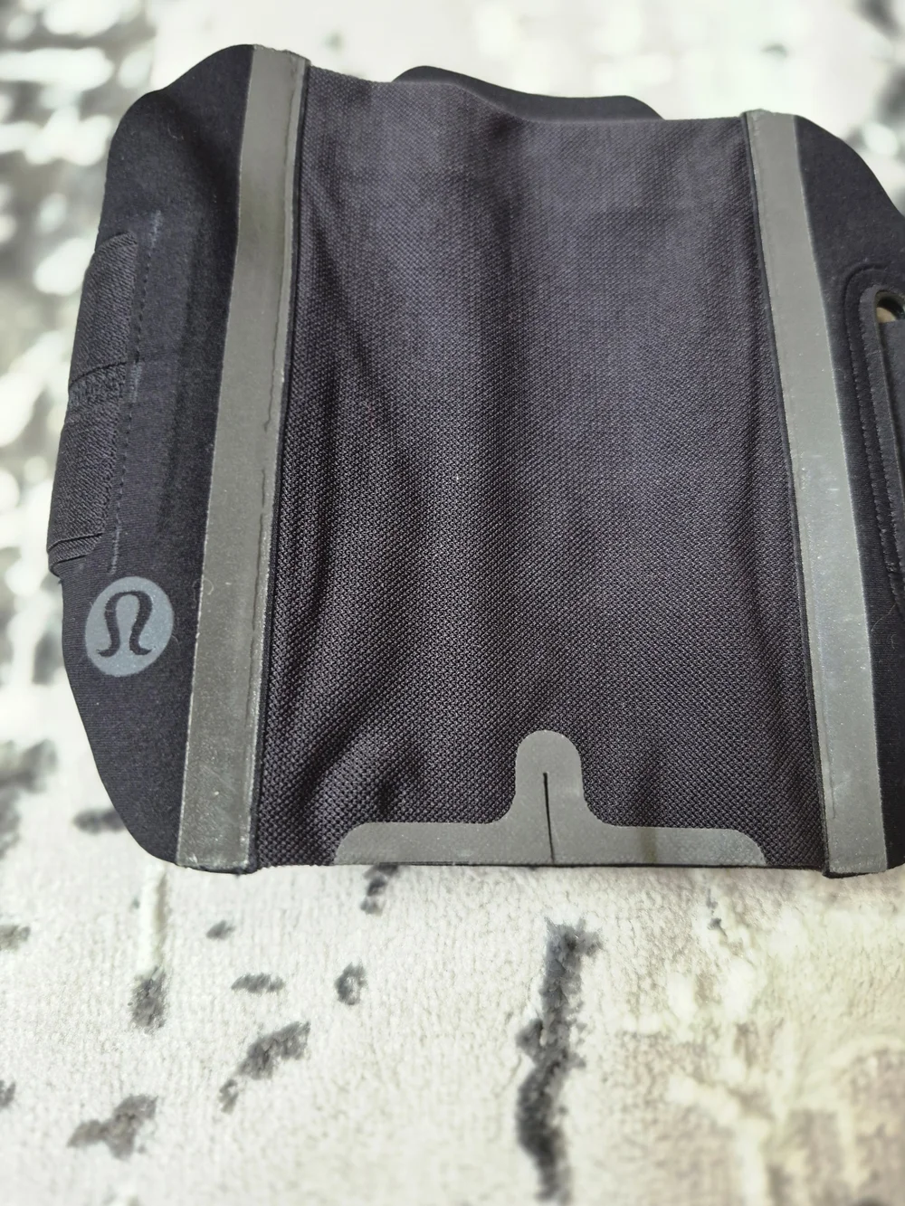 Lululemon Black Armband Phone Holder - Wearable Sports Case